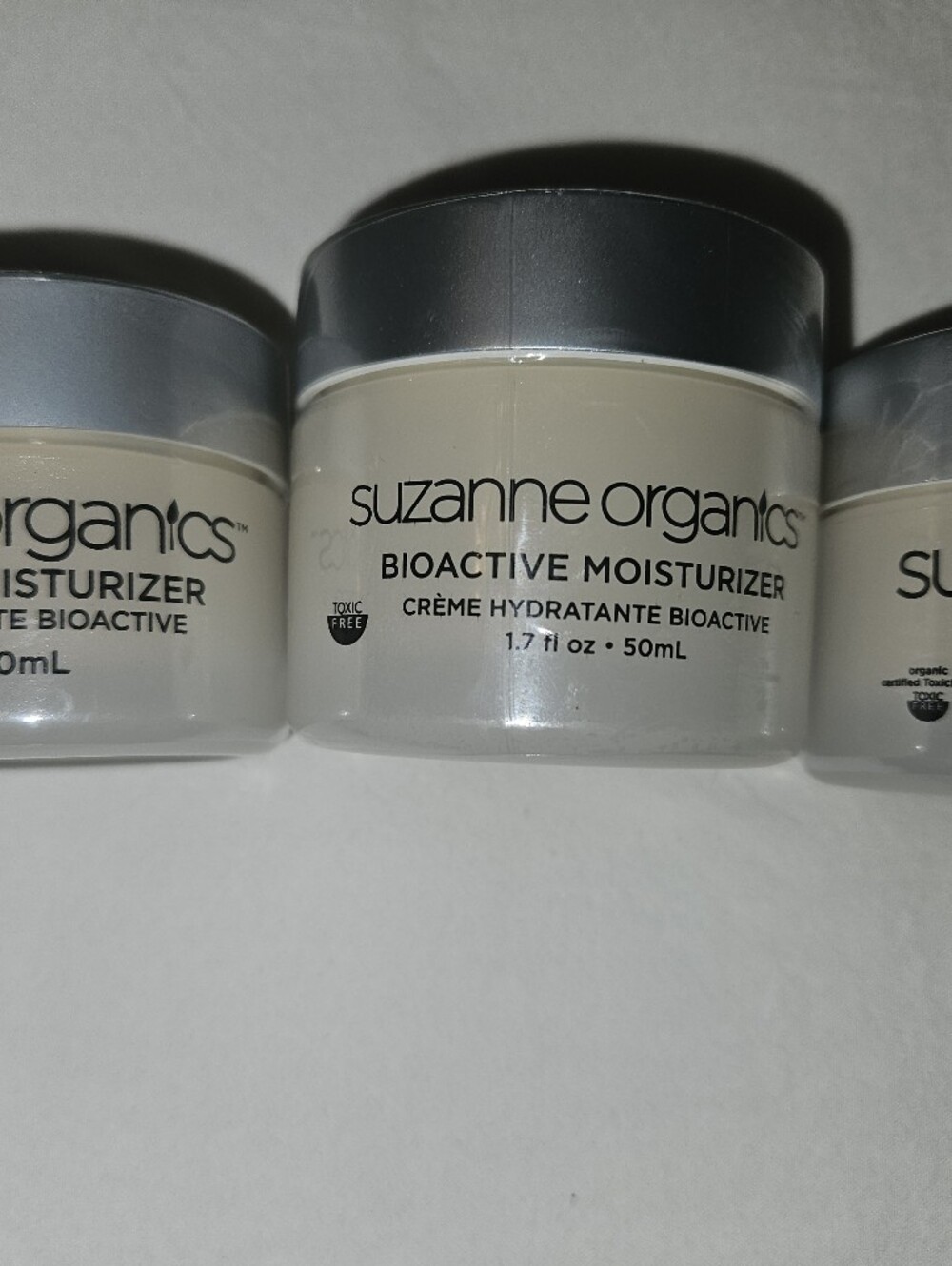 Suzanne Organics Bioactive Moisturizer Cream - White & Silver Jars (3)